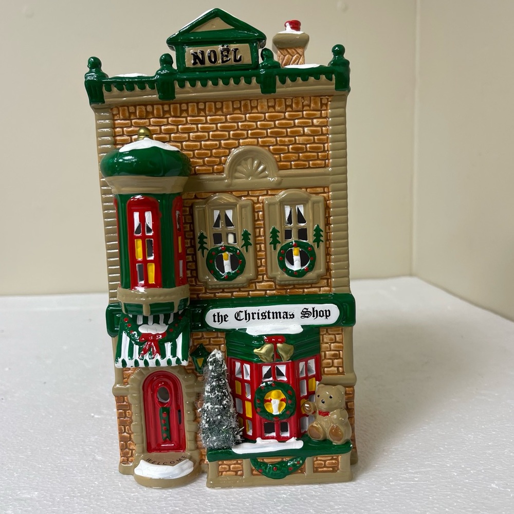 Vintage Department 56 Light Up The Christmas Shop Christmas Holiday Decor